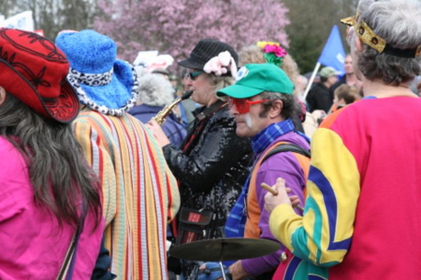 rally HEU #wiunion #weareone #xborder rally wisconsin trade union Peace Arch