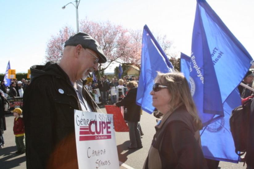 rally HEU #wiunion #weareone #xborder rally wisconsin trade union Peace Arch