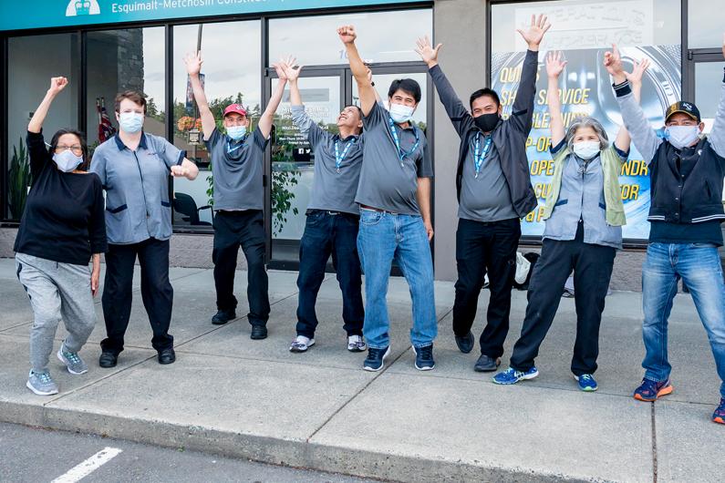 Group of HEU members celebrating